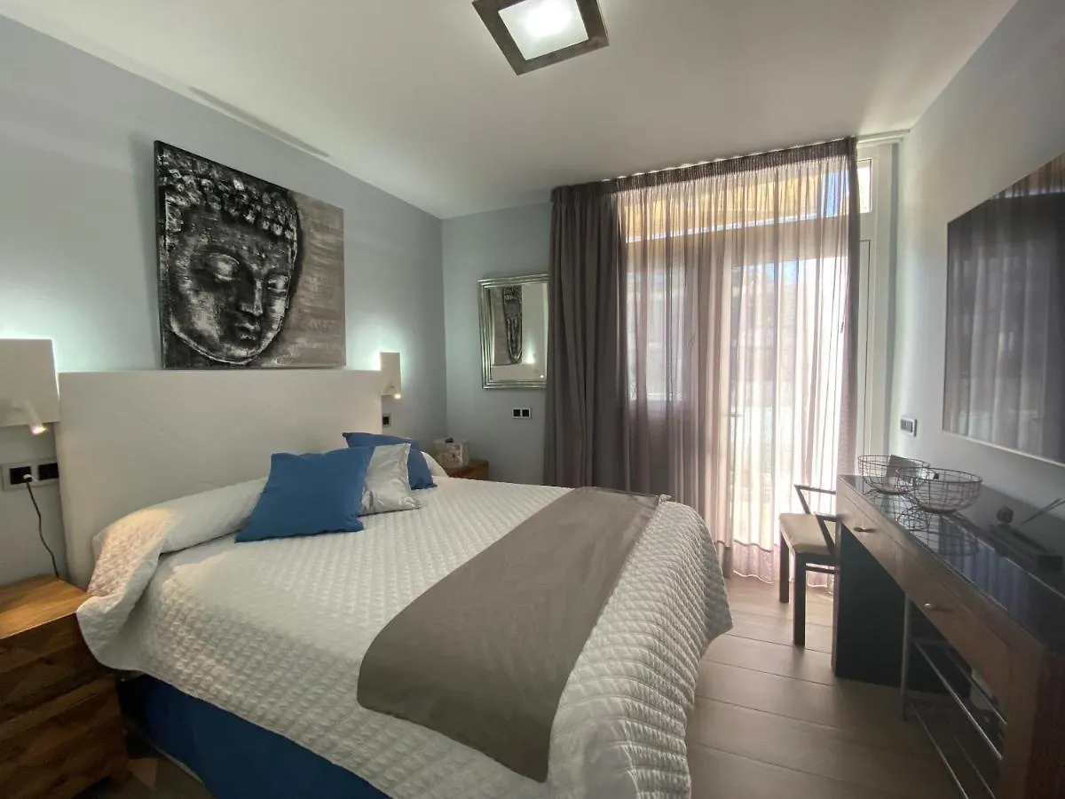 Apartment Apartamento Oasis Palmeras 4 San Bartolome de Tirajana  Spain